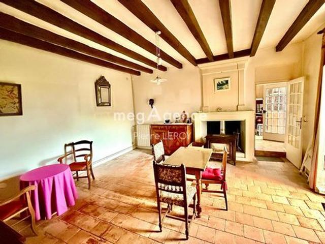 Maison ancienne de caractère avec dépendance – commune de ROIFFE