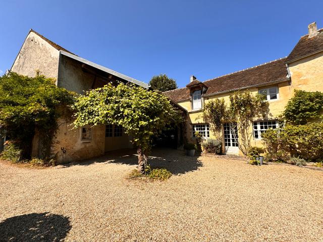 Maison ancienne FEUCHEROLLES SAINTE GEMME