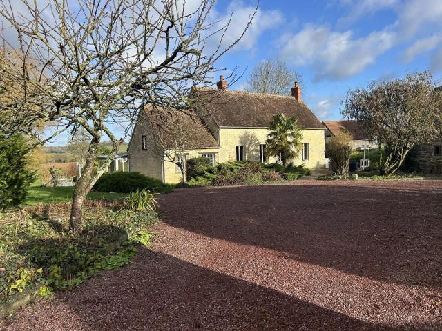 Maison ancienne restaurée en Normandie 157m² Gacé