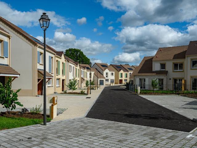 Maison Andilly 5 pièces LE CLOS DU BOIS 1 et 2