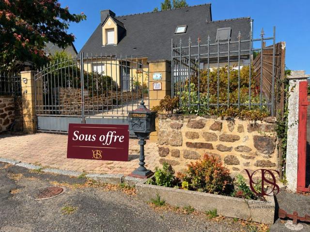 Maison, Sens de Bretagne