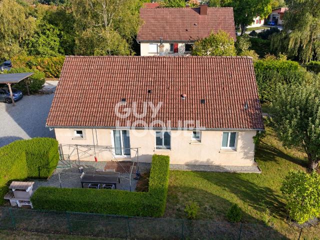 Maison Angeot 97 m2 sur 8,64 ares