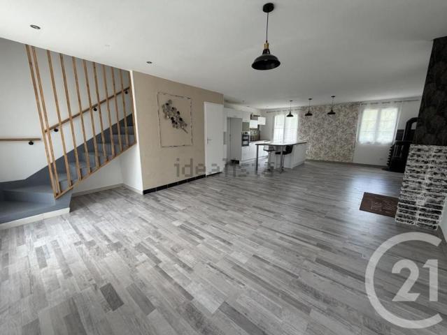 Maison, Angicourt