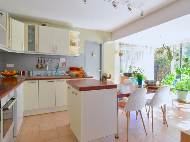 Maison Anglet 120 m2 hyper centre au calme 4 chambres hyper. 136m² Anglet