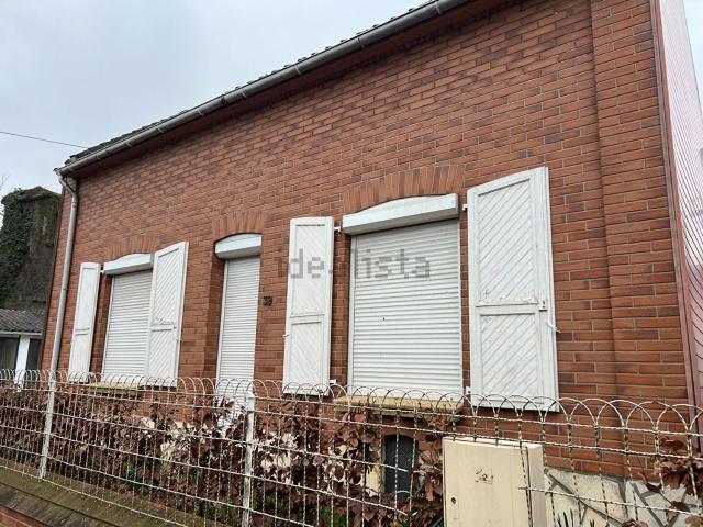 Maison, Annay