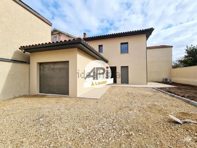 Maison, Anneyron