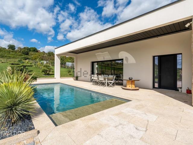 Maison, Anse