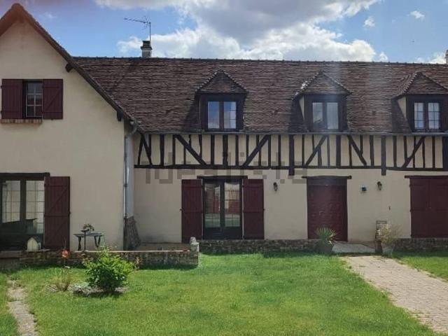 Maison, Abbeville Saint Lucien