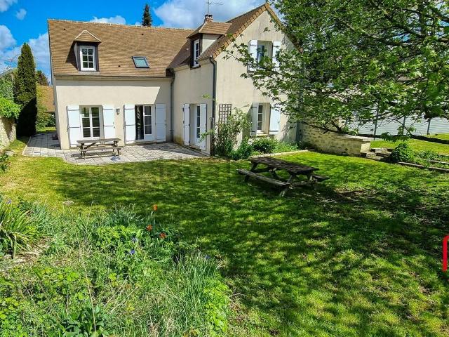 Maison, Ableiges