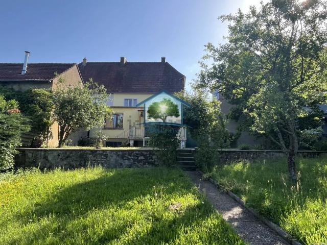 Maison, Achen