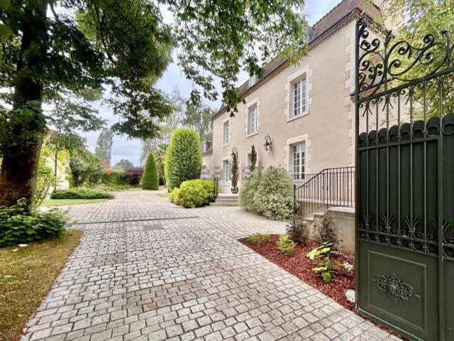 Maison, Adriers