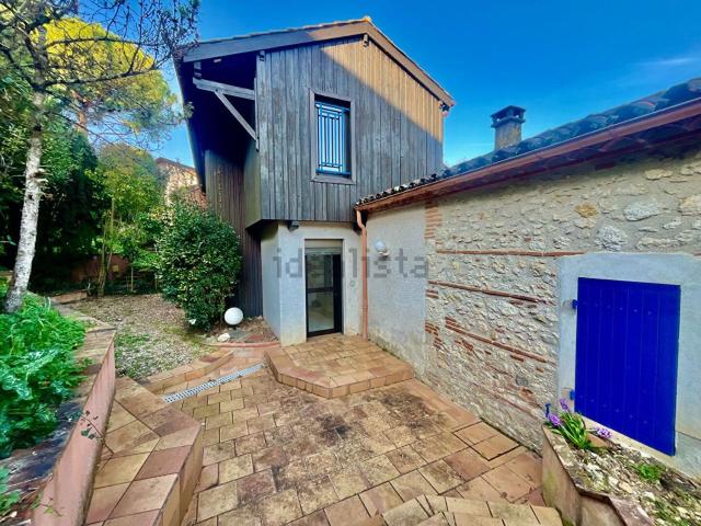 Maison, Agen
