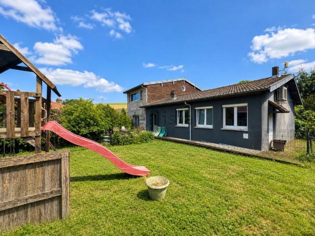 Maison, Agincourt