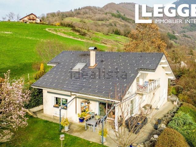 Maison, Aiton