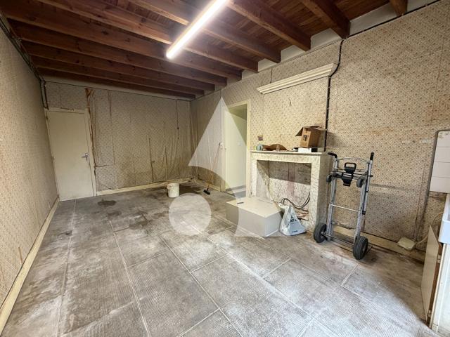 Maison Aiffres 11 pièce s 400 m2