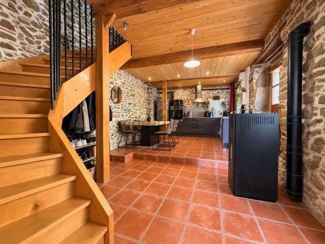 Maison, Aigues Vives