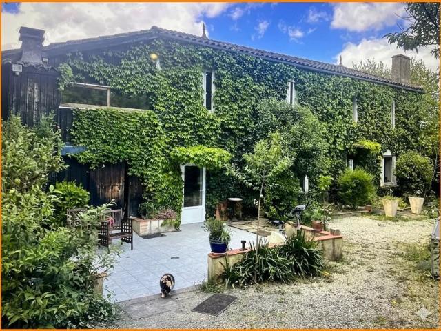 Maison, Aillas