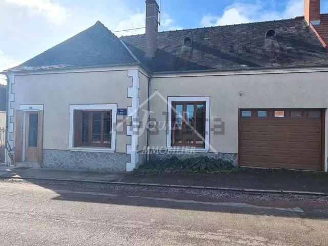 Maison, Ainay le Château