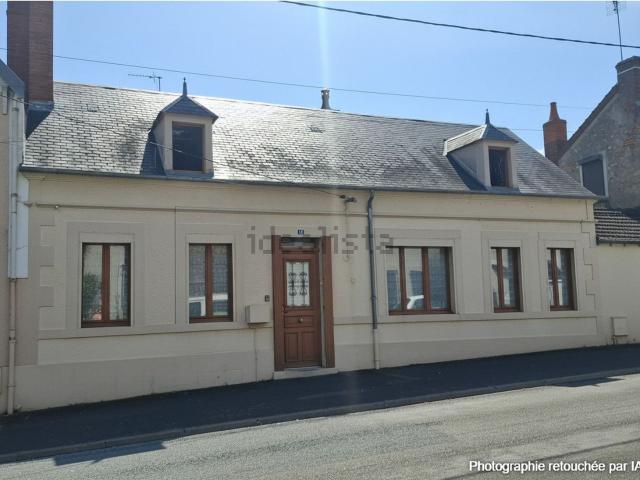 Maison, Ainay le Château