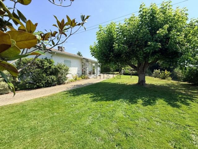 Maison, Aire sur l&apos Adour