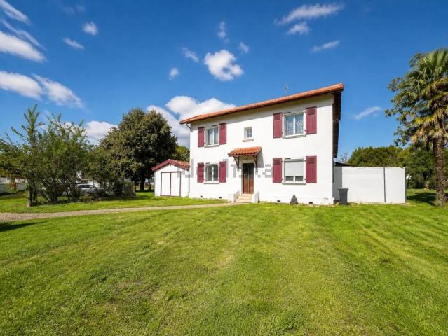 Maison, Aire sur l&apos Adour