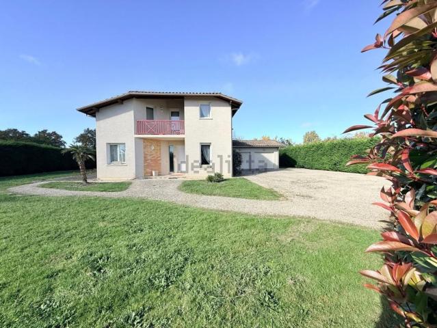 Maison, Aire sur l&apos Adour