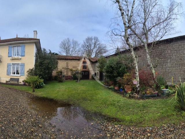Maison, Aire sur l&apos Adour
