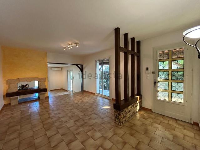 Maison, Aire sur l&apos Adour