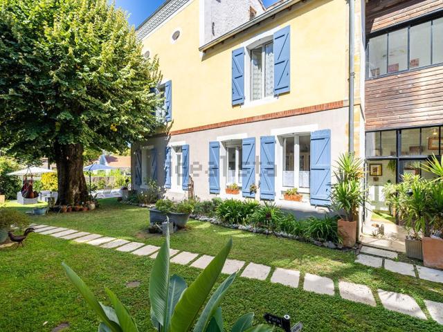 Maison, Aire sur l&apos Adour