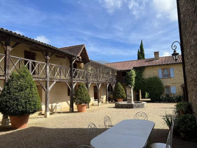 Maison, Aire sur l&apos Adour