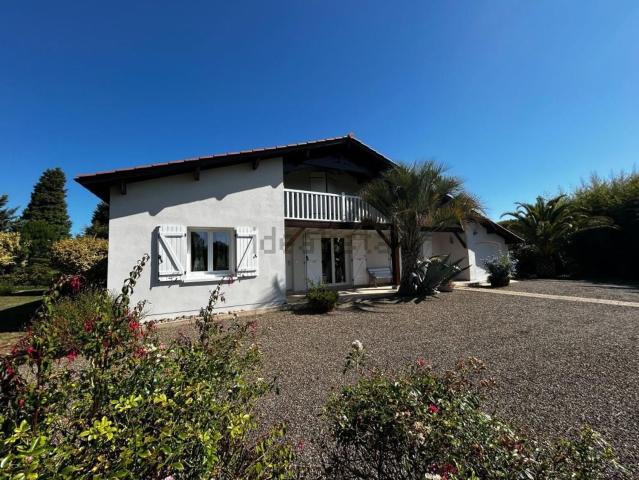 Maison, Aire sur l&apos Adour