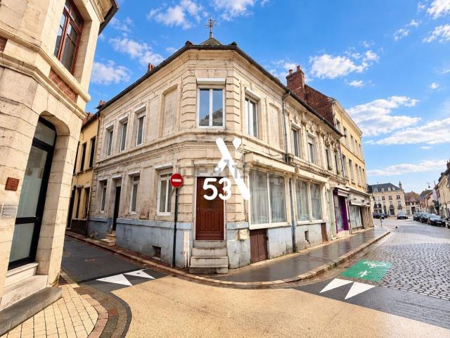 Maison, Aire sur la Lys