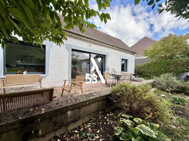 Maison, Aire sur la Lys