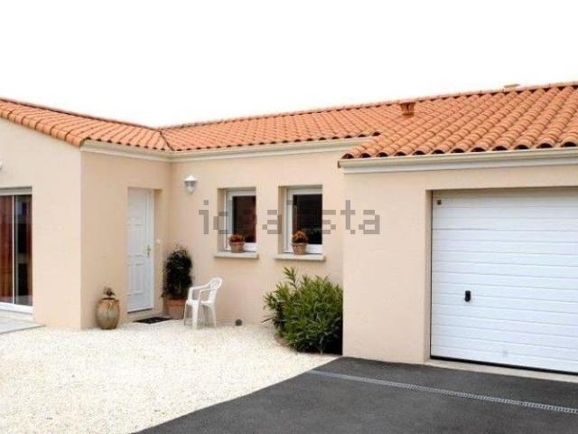 Maison, Allan