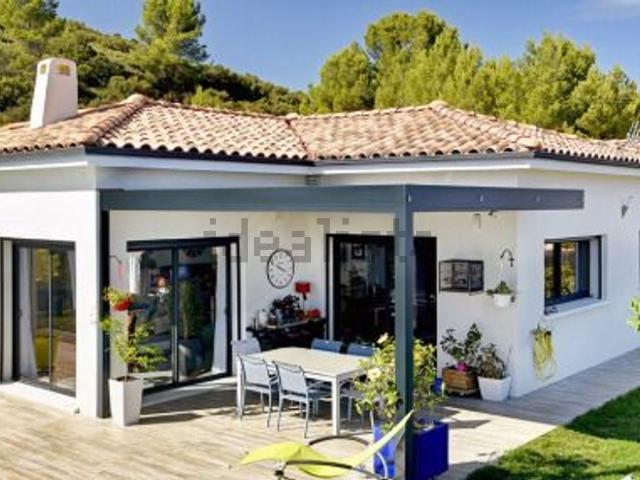 Maison, Allan