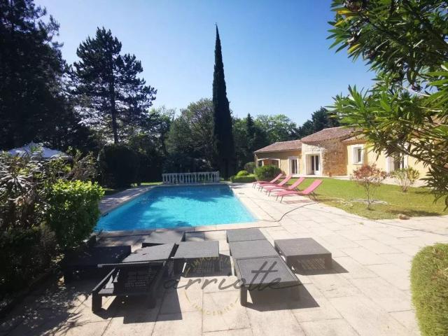 Maison, Allan