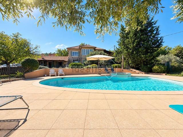 Maison, Allemagne en Provence