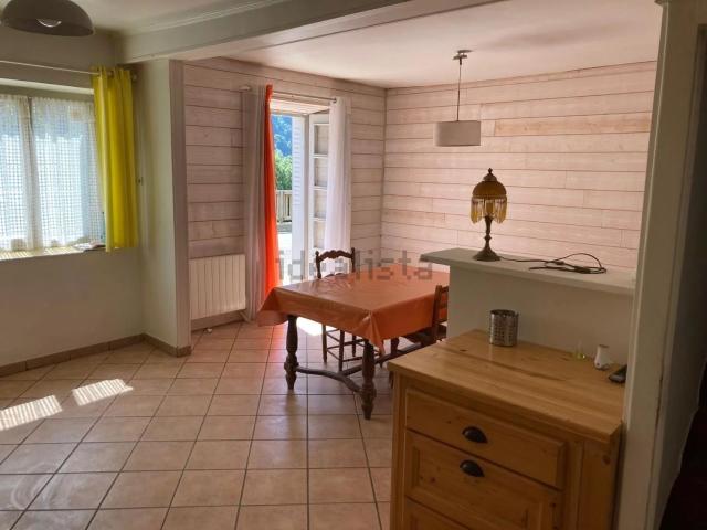 Maison, Allemond