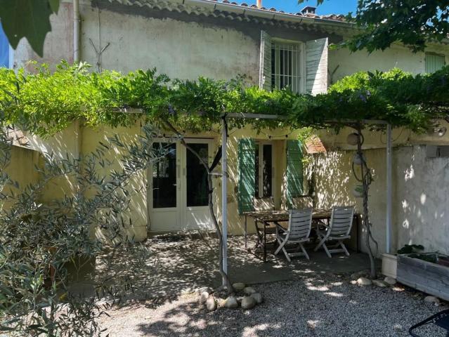 Maison, Alleins