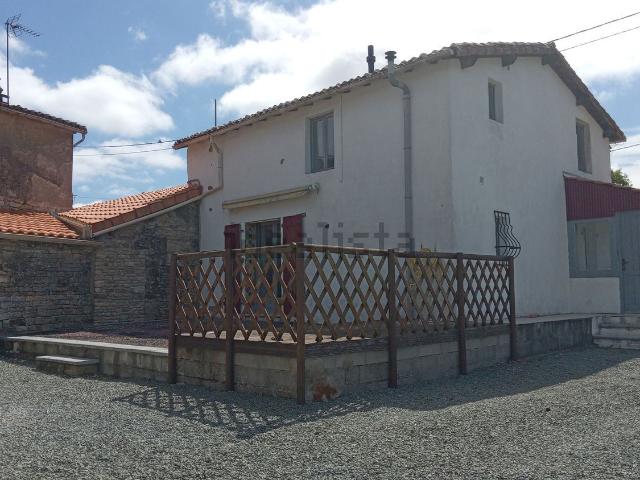 Maison, Allonne
