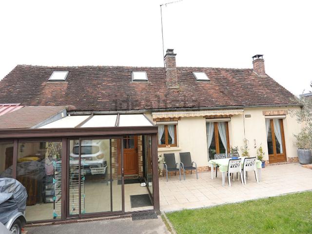 Maison, Allonne