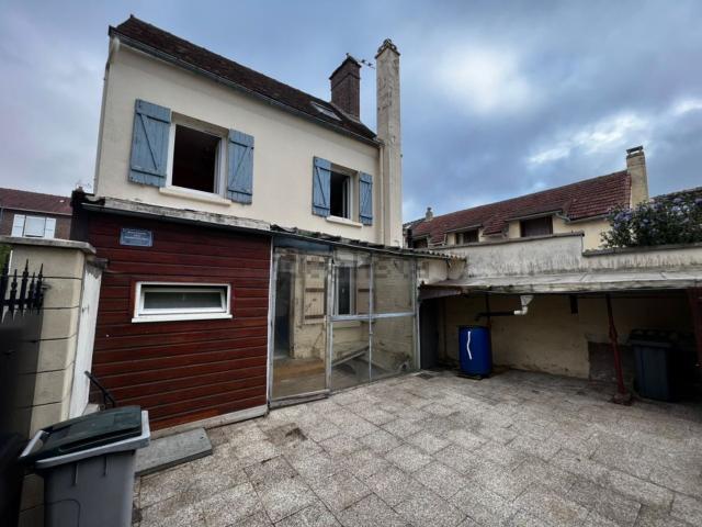Maison, Allonne