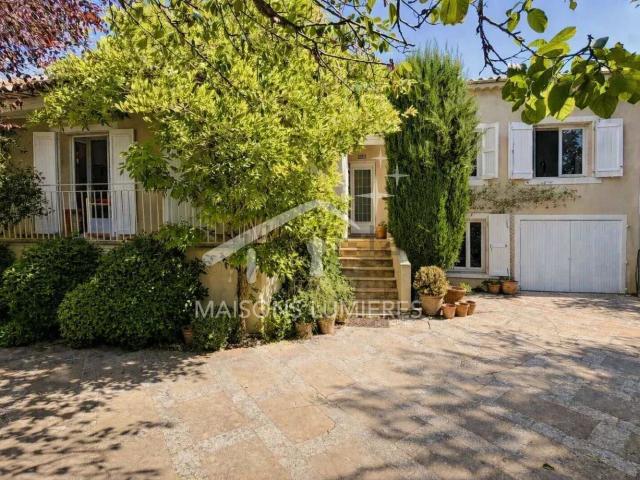 Maison, Apt