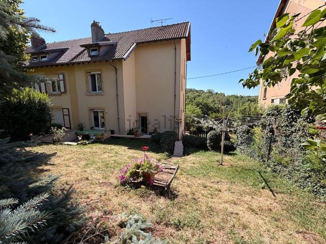 Maison, Apach