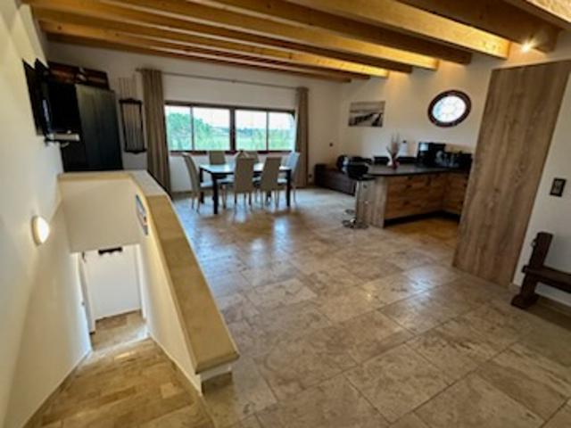 Maison + Appartement 150 m² en excellente état