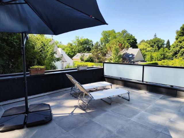 Maison / Appartement 2 pièces terrasse entre Versailles et Paris