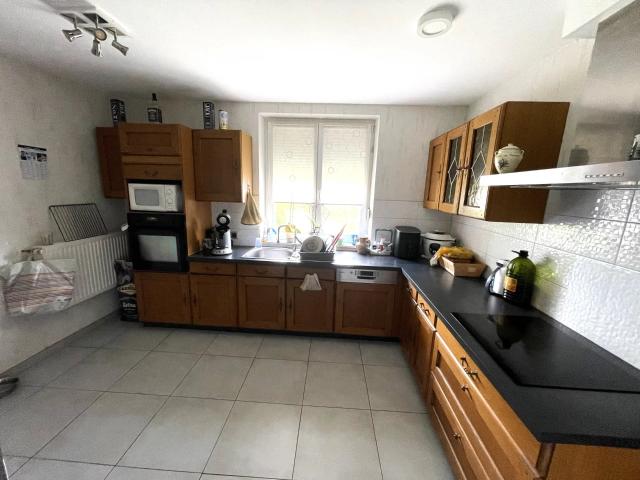 MAISON + APPARTEMENT A LA VANCELLE