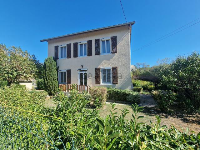 Maison, Artemare
