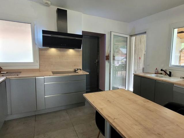 Maison Artix 184 m2, sur 788 m2 de terrain