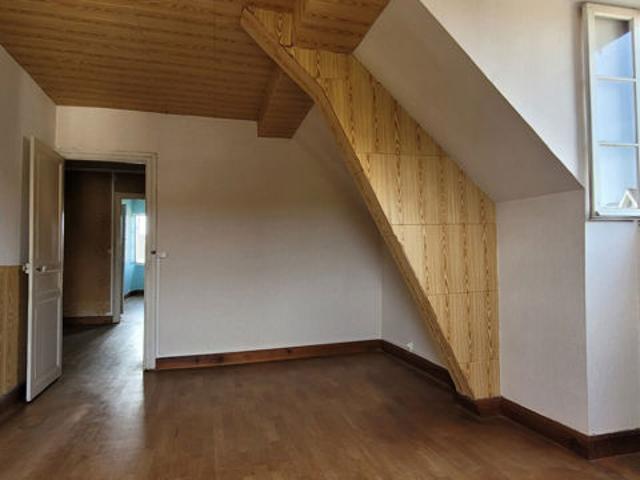 Maison Artix 8 pièces, 200 m2, très grand potentiel